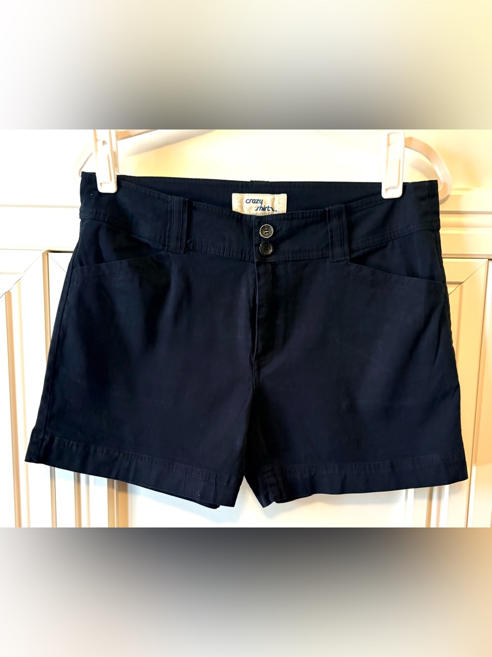 ☀️ CRAZY SHIRTS BLACK SHORTS - WOMENS SIZE 8 ☀️
